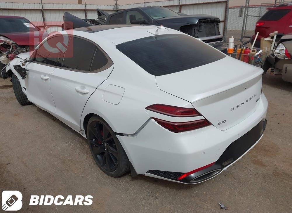 Genesis G70